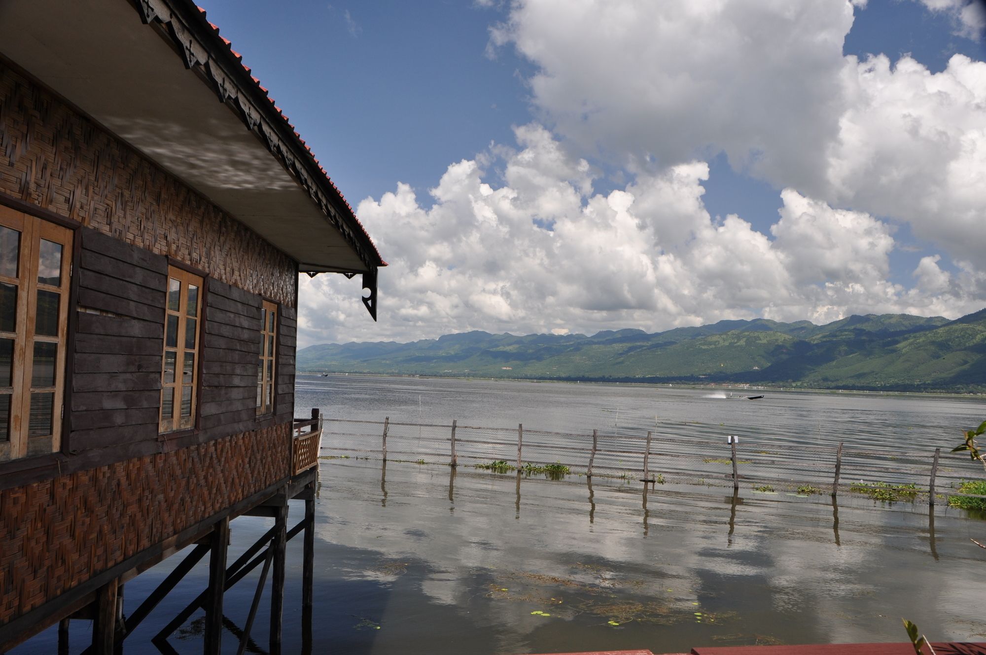 Ann Heritage Lodge Inle Lake Exterior foto